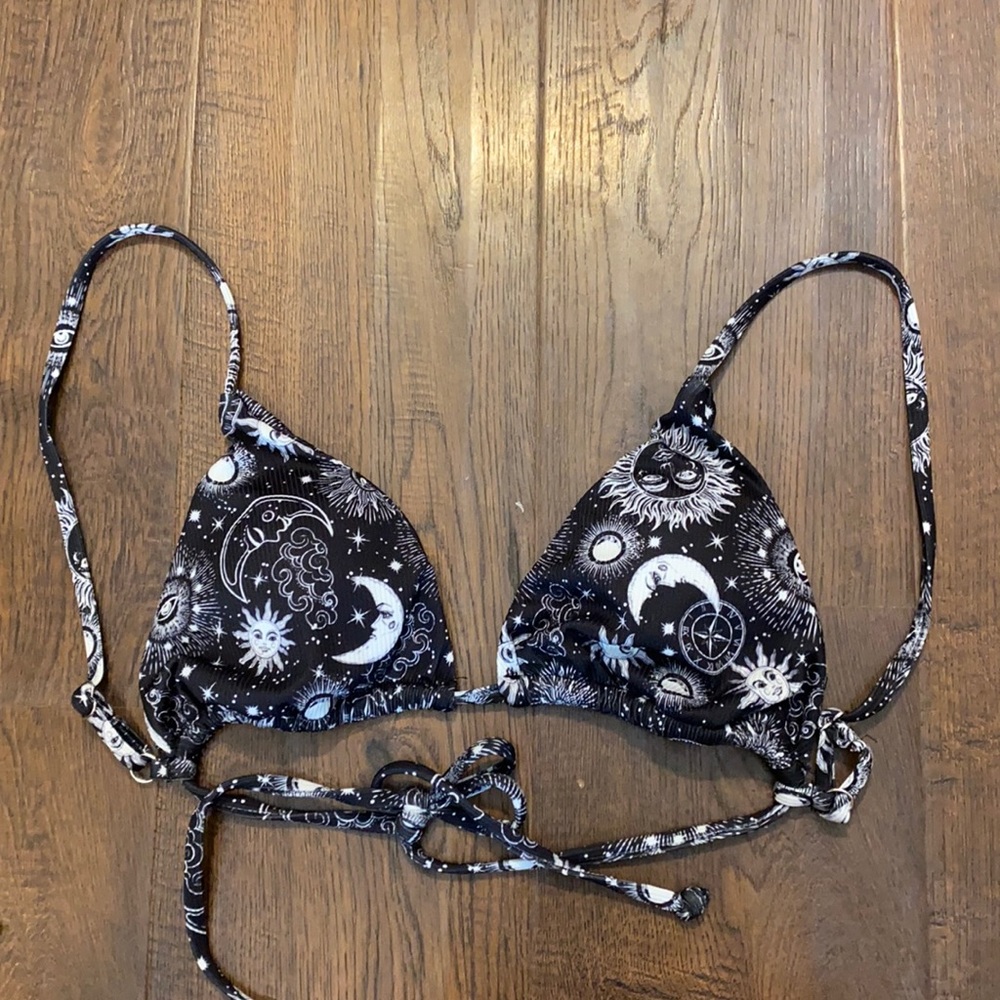 Bikini top